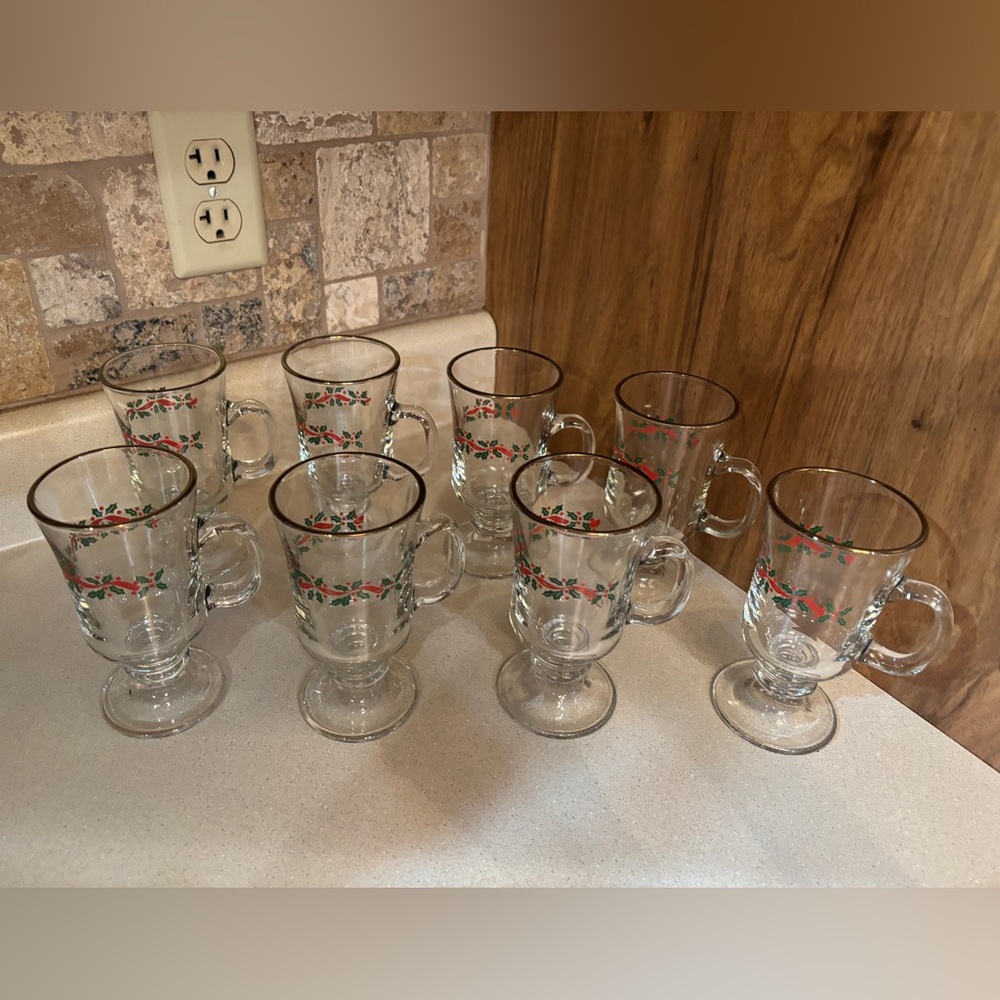 Vintage Libby Holiday Berry Coffee Mugs (set of 8)